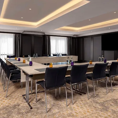 Hilton Vienna Plaza-3